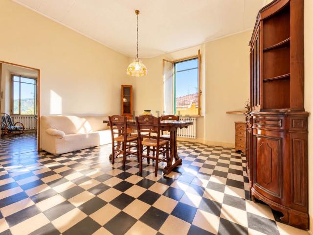 Appartamento in vendita di 92 m² in Piazza XIII Giugno, 1