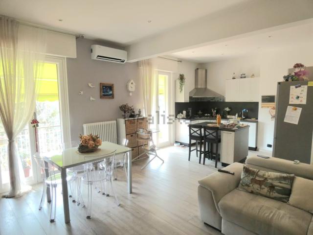 Appartamento in vendita di 92 m² in Salita San Martino, 6