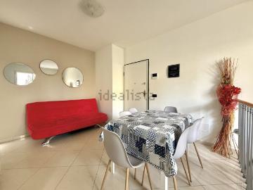 Appartamento in vendita di 92 m² in Via Ugo Foscolo