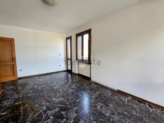 Appartamento in vendita di 92 m² in Via XXV Aprile, 42