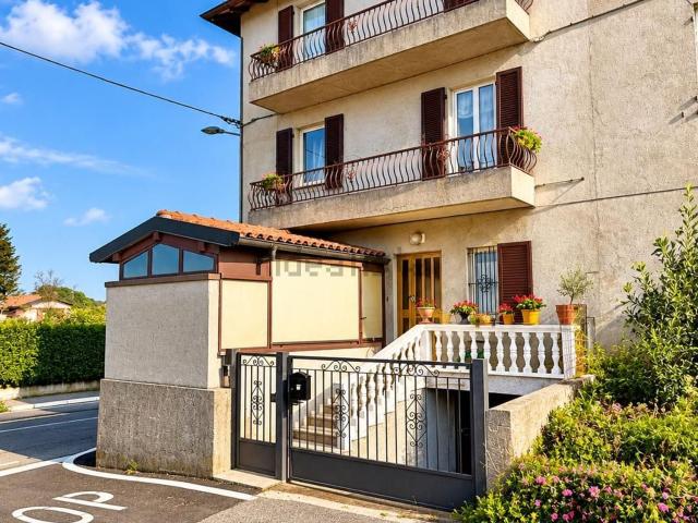 Appartamento in vendita di 92 m² in Via Anselmo Somaini