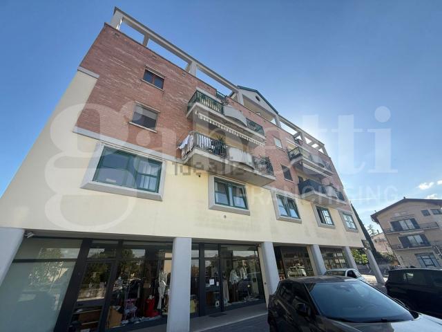Appartamento in vendita di 92 m² in Via Assisi, 64