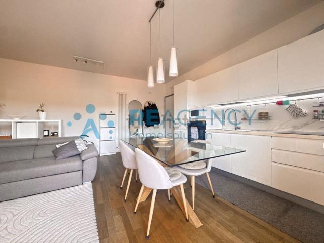 Appartamento in vendita di 92 m² in Via Bologna