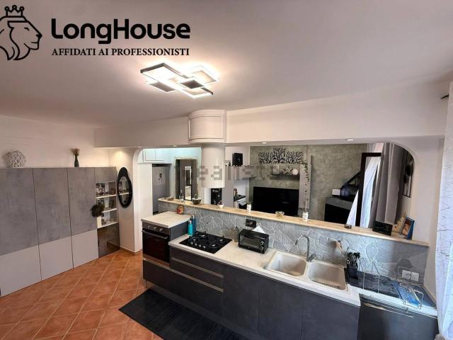 Appartamento in vendita di 92 m² in Via Casilina, 3516