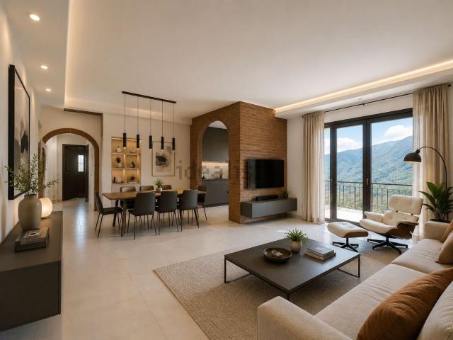 Appartamento in vendita di 92 m² in Via Ciappin, 126