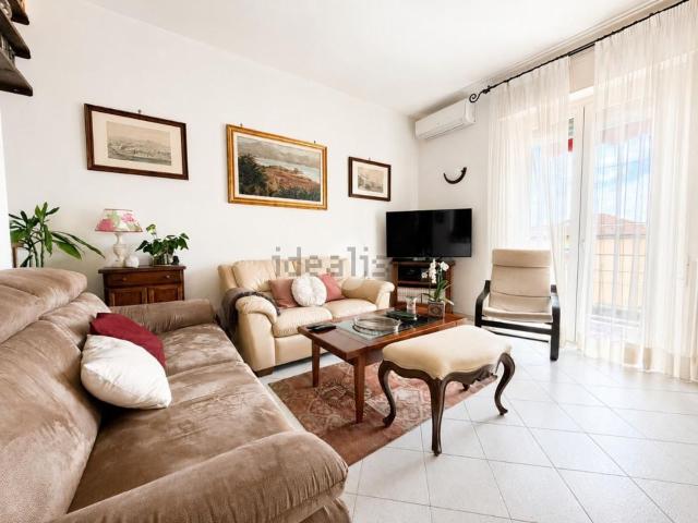 Appartamento in vendita di 92 m² in Via Cisa Sud, 178