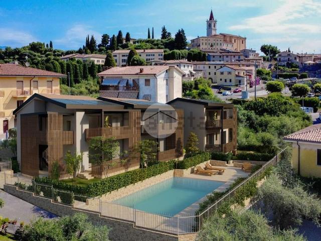 Appartamento in vendita di 92 m² in Via delle Fontane, 1
