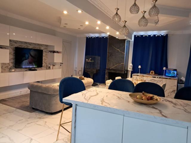 Appartamento in vendita di 92 m² in Via Domenico Spanó Bolani