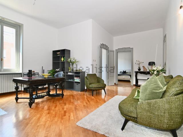 Appartamento in vendita di 92 m² in Via Enrico Nöe, 4