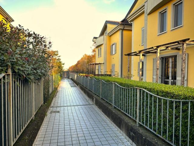 Appartamento in vendita di 92 m² in Via Eugenio Montale