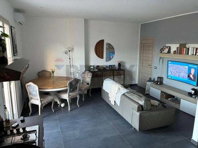 Appartamento in vendita di 92 m² in Via Forte di Macallè
