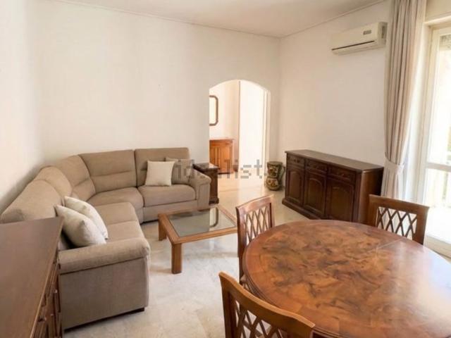 Appartamento in vendita di 92 m² in Via Fratelli Rosselli, 8
