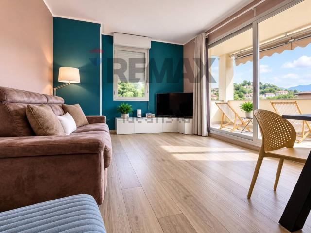 Appartamento in vendita di 92 m² in Via Fratelli Scavini, 500