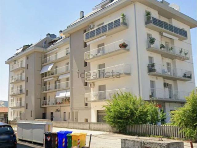 Appartamento in vendita di 92 m² in Via Galileo Galilei, 132