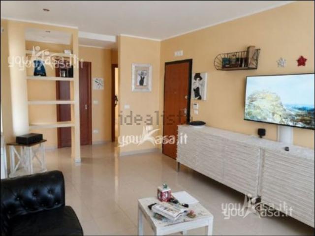 Appartamento in vendita di 92 m² in Via Giorgio Almirante