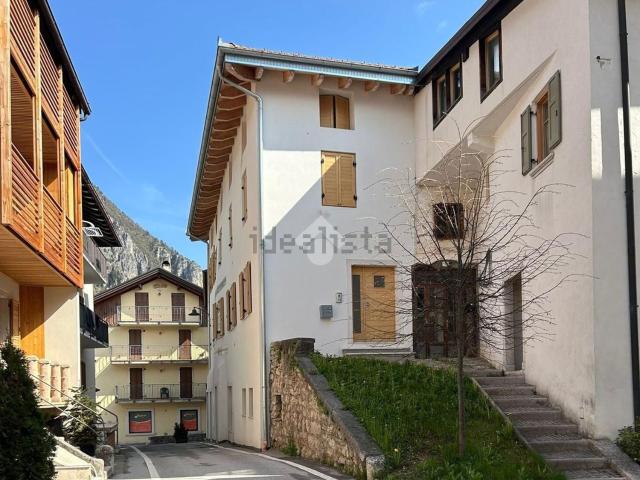 Appartamento in vendita di 92 m² in Via Giuseppe Garibaldi