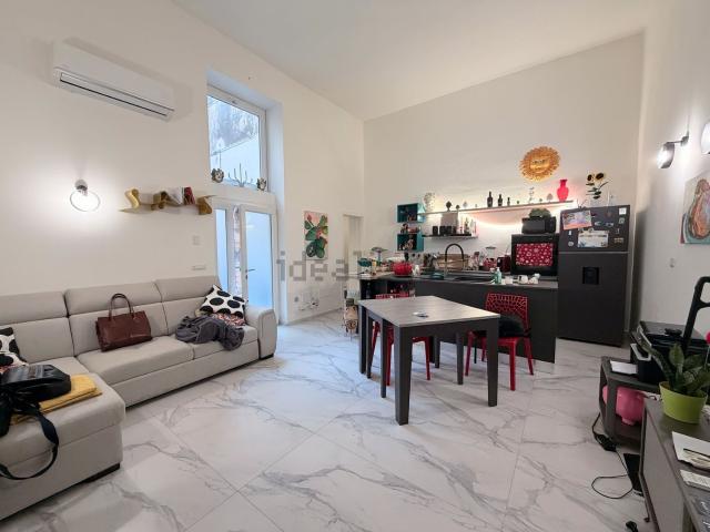 Appartamento in vendita di 92 m² in Via Giuseppe Privitera