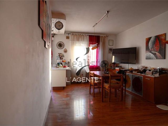 Appartamento in vendita di 92 m² in Via Vettor Pisani