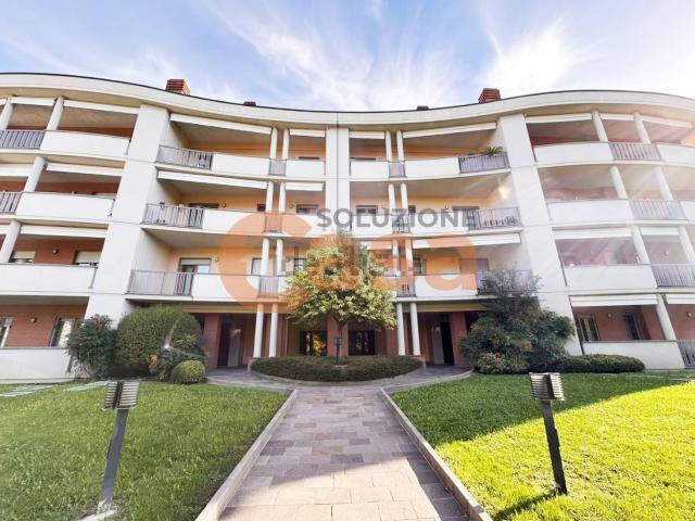 Appartamento in vendita di 92 m² in Via M. Armelonghi, 12