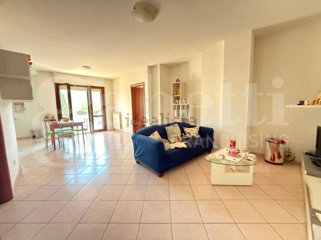 Appartamento in vendita di 92 m² in Via Martiri delle Foibe, 3