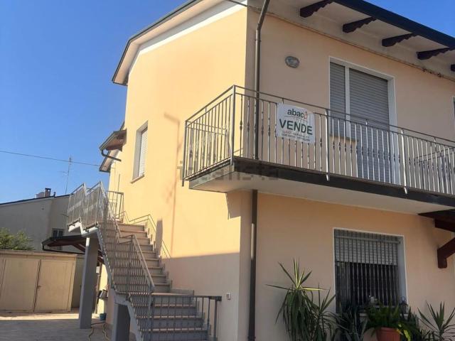 Appartamento in vendita di 92 m² in Via Marzabotto