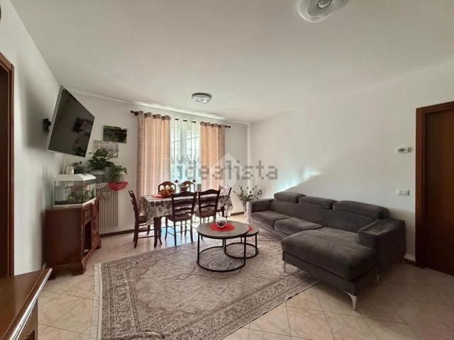 Appartamento in vendita di 92 m² in Via Moretti, 300