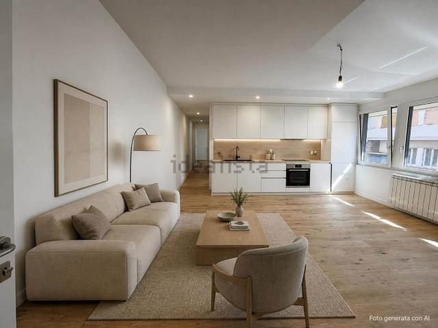 Appartamento in vendita di 92 m² in Via Orcagna