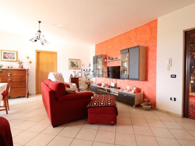 Appartamento in vendita di 92 m² in Via Pietro Nenni, 12