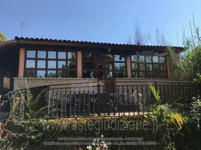 Appartamento in vendita di 92 m² in Via Prielli, 96