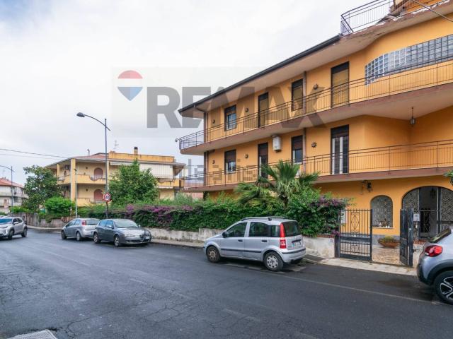 Appartamento in vendita di 92 m² in Via Regione Siciliana, 35