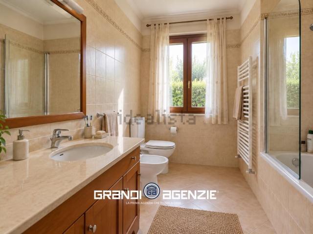Appartamento in vendita di 92 m² in Via Risorgimento
