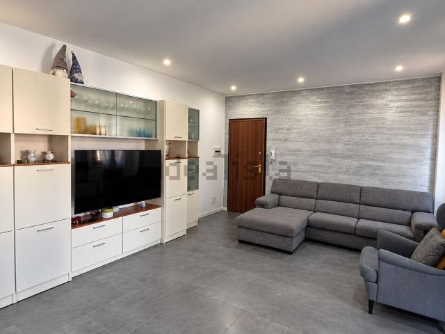 Appartamento in vendita di 92 m² in Via Roma, 21
