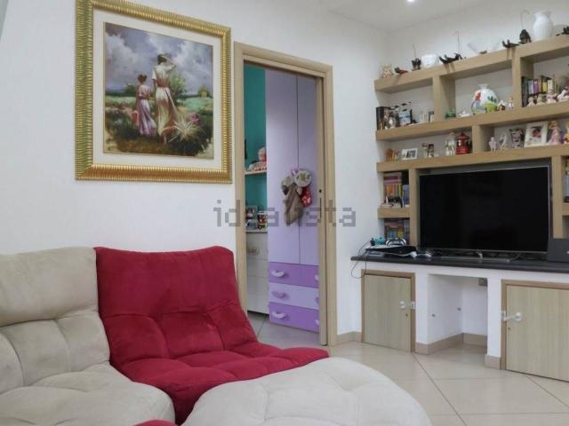 Appartamento in vendita di 92 m² in Via Sciarelle, 87