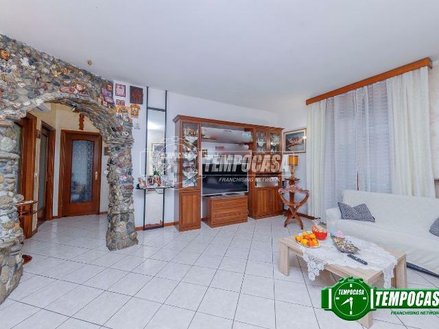 Appartamento in vendita di 92 m² in Via Santo Sepolcro, 6