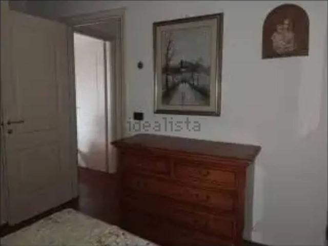 Appartamento in vendita di 92 m² in Via Salvo d&apos Acquisto