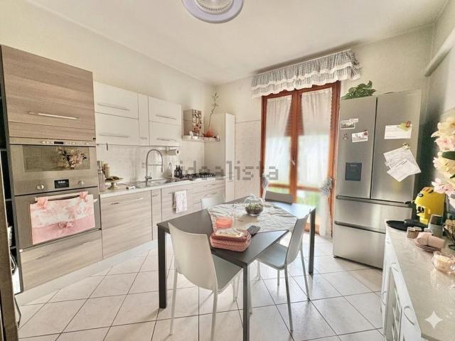 Appartamento in vendita di 92 m² in Via Statale, 91