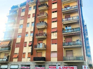 Appartamento in vendita di 92 m² in Viale Lombardia, 241