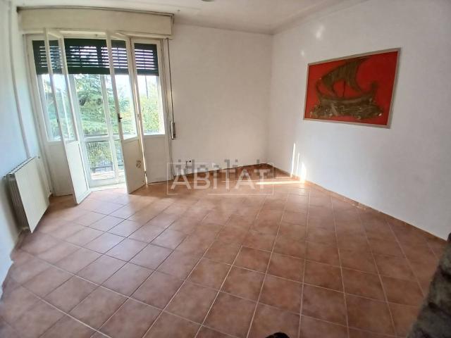 Appartamento in vendita di 92 m² in Viale Umberto I, 28