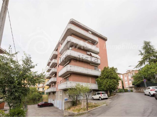 Appartamento in vendita di 92 m² in Via Filippo Turati, 7