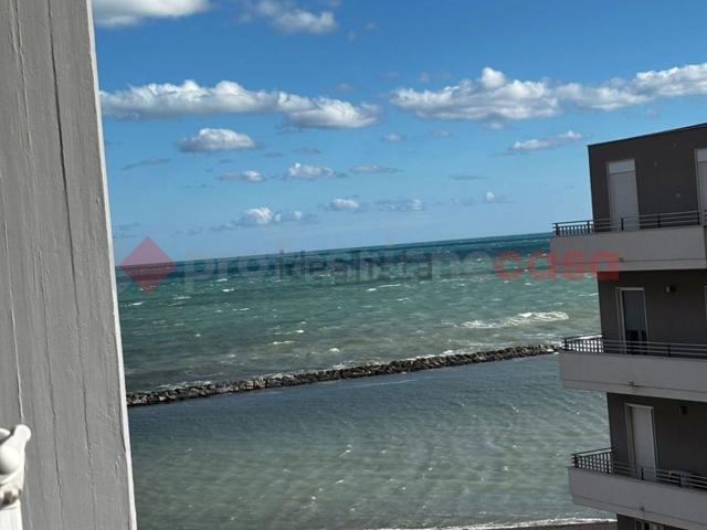 Appartamento in vendita di 97 m² in Lungomare IX Maggio