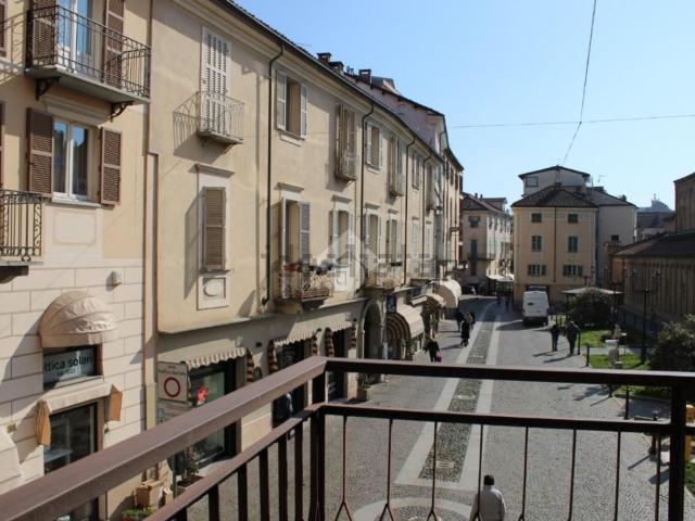 Appartamento in vendita di 97 m² in Piazza Addolorata, 24