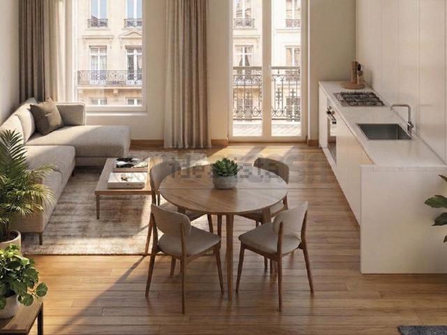 Appartamento in vendita di 96 m² in Vicolo della Campana, 2