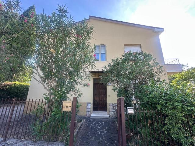 Appartamento in vendita di 97 m² in Via Tanaro