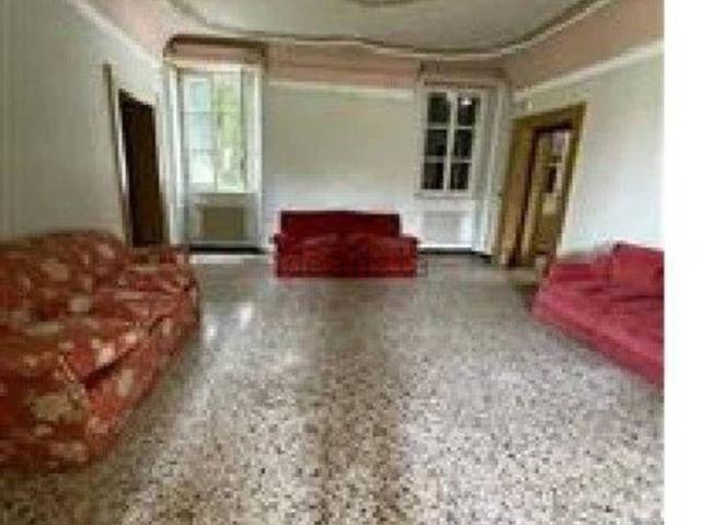 Appartamento in vendita di 97 m² in Via Udine, 5