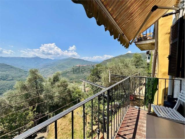 Appartamento in vendita di 97 m² in Via Dottor Giovanni Battista Novaro, 57