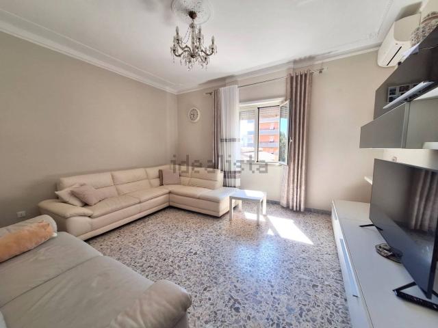 Appartamento in vendita di 97 m² in Via Ventotene, 26