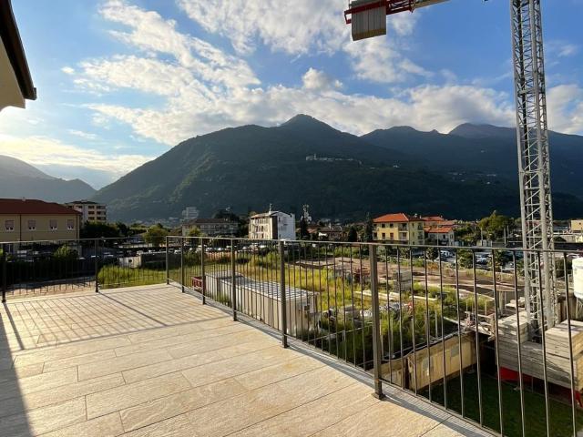 Appartamento in vendita di 97 m² in Via Zaccheo Paolo, 16