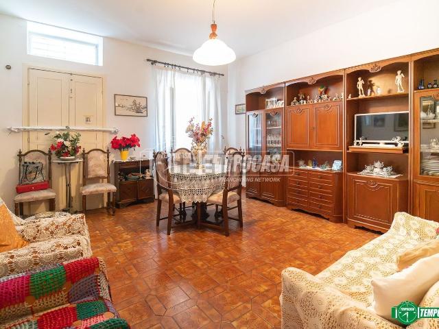 Appartamento in vendita di 97 m² in Via Zara, 2