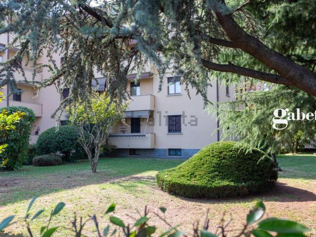Appartamento in vendita di 97 m² in Via A. Gramsci, 12