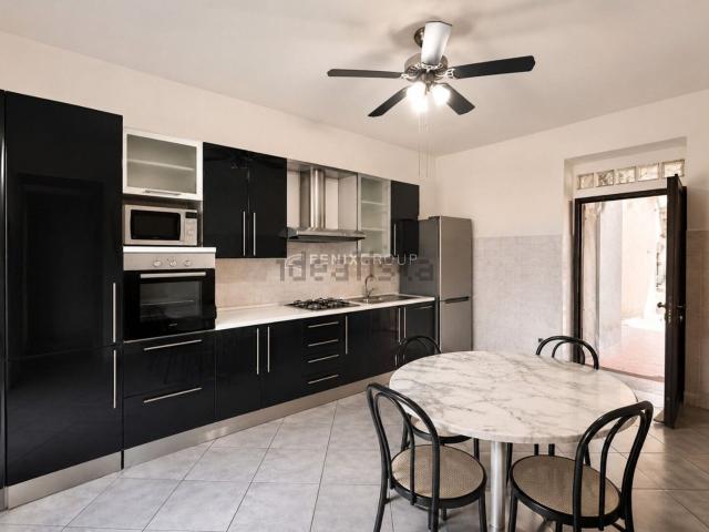 Appartamento in vendita di 97 m² in Via Alcide De Gasperi, 56